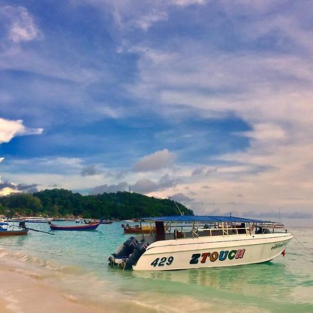 Z-Touch Lipe Island Resort Екстериор снимка