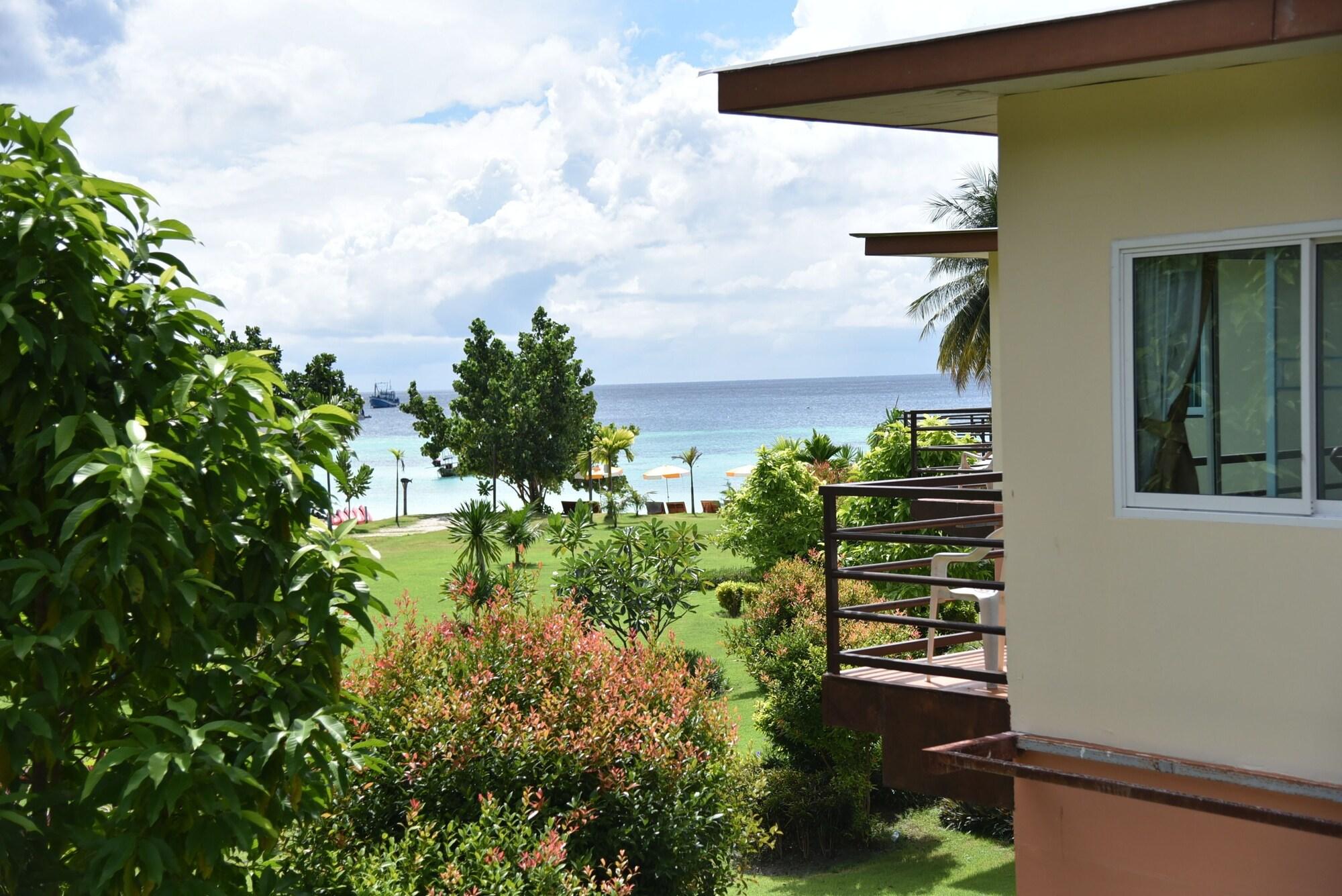 Z-Touch Lipe Island Resort Екстериор снимка